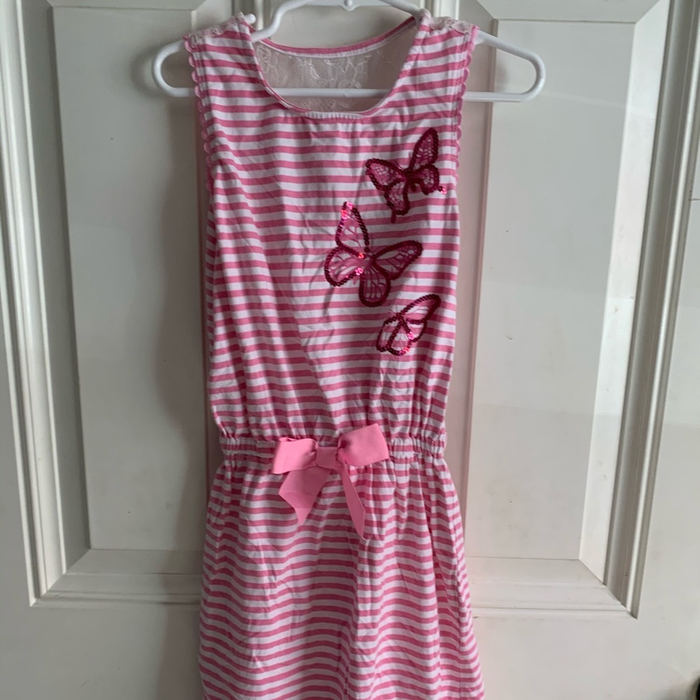 Girls dress